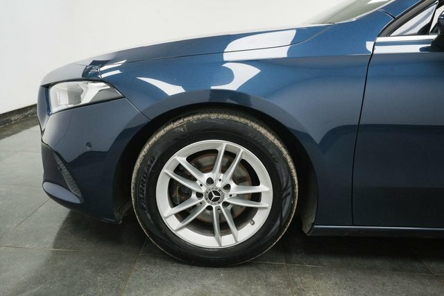 Mercedes-Benz A Class 1.5 A180d Se Executive 7G-dct Euro 6 S S WS19OHR Blue #5