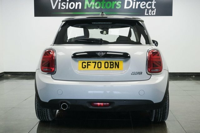 Mini Hatch 1.5 Cooper Classic Euro 6 S S GF70OBN Silver #2