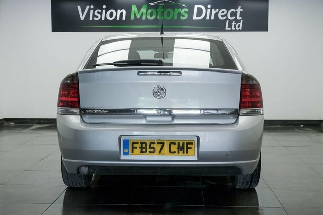 Vauxhall Vectra 1.9 Cdti Design 120 Silver #2