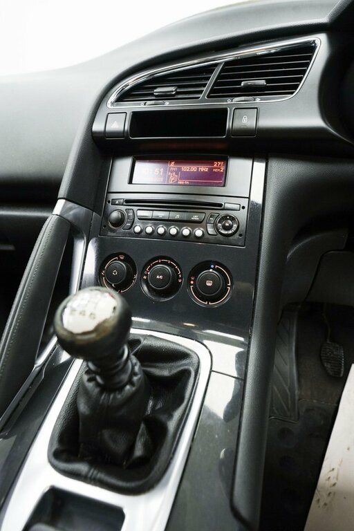 Peugeot 3008 Suv  #18