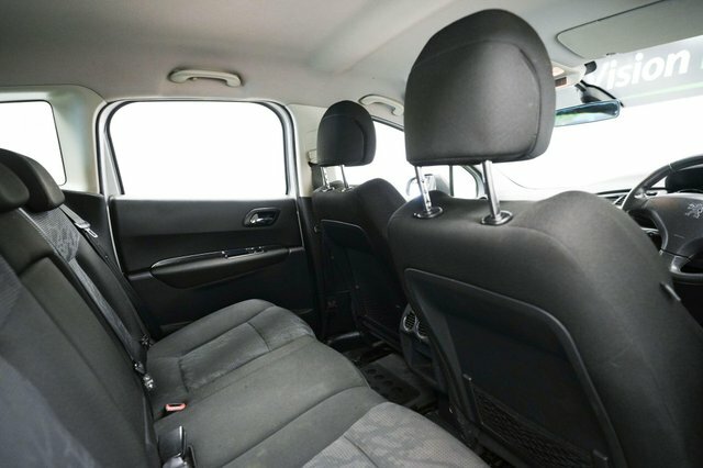 Peugeot 3008 Suv  #12