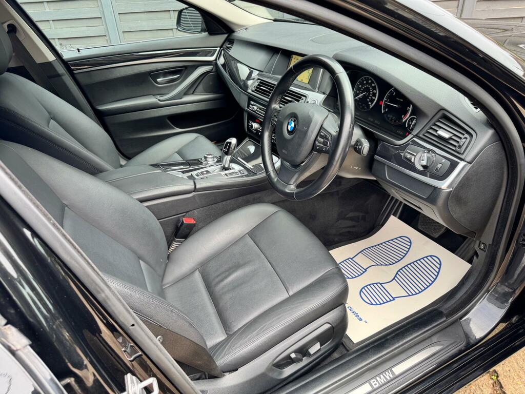 BMW 5 Series M Sport Black #30