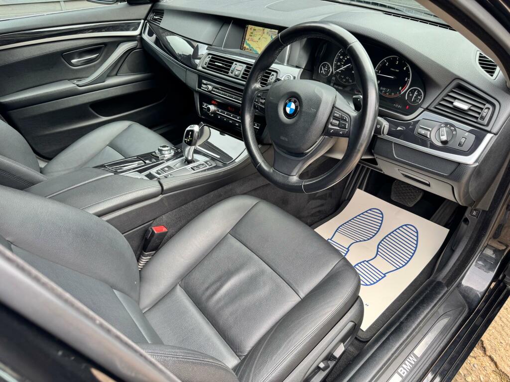 BMW 5 Series M Sport Black #28