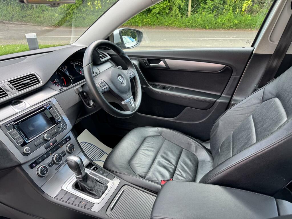 Volkswagen Passat 1.9L Highline Grey #48