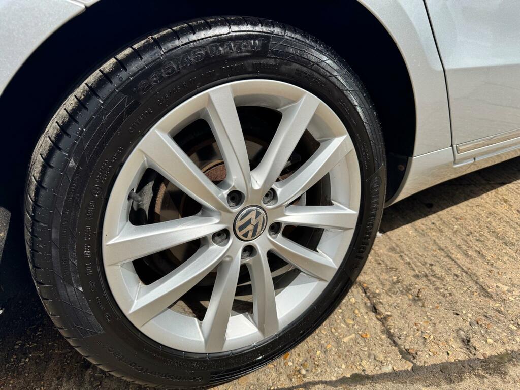 Volkswagen Passat 1.9L Highline Grey #30