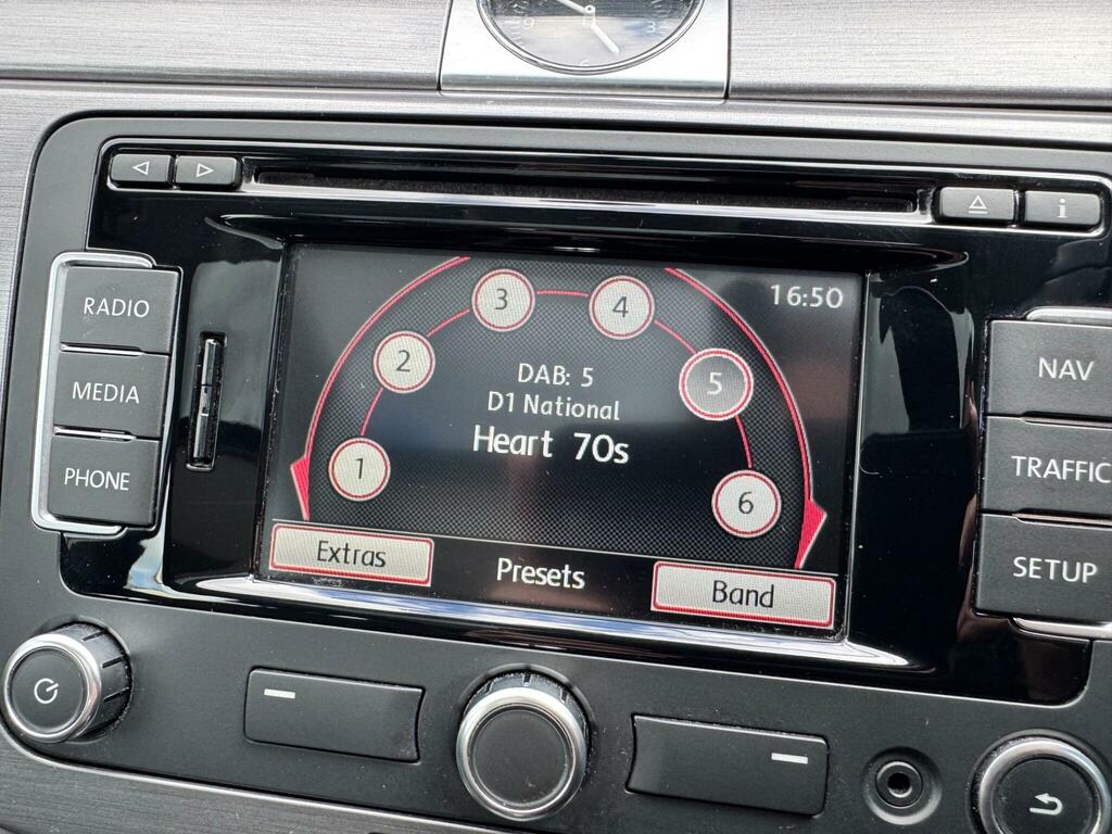 Volkswagen Passat 1.9L Highline Grey #49