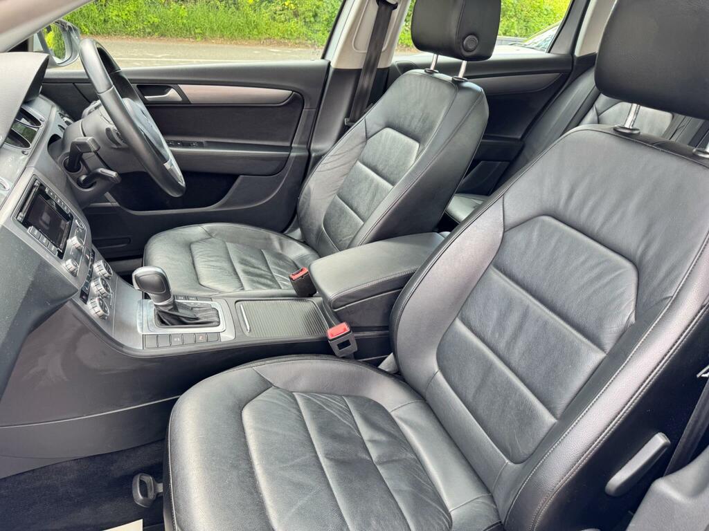 Volkswagen Passat 1.9L Highline Grey #47