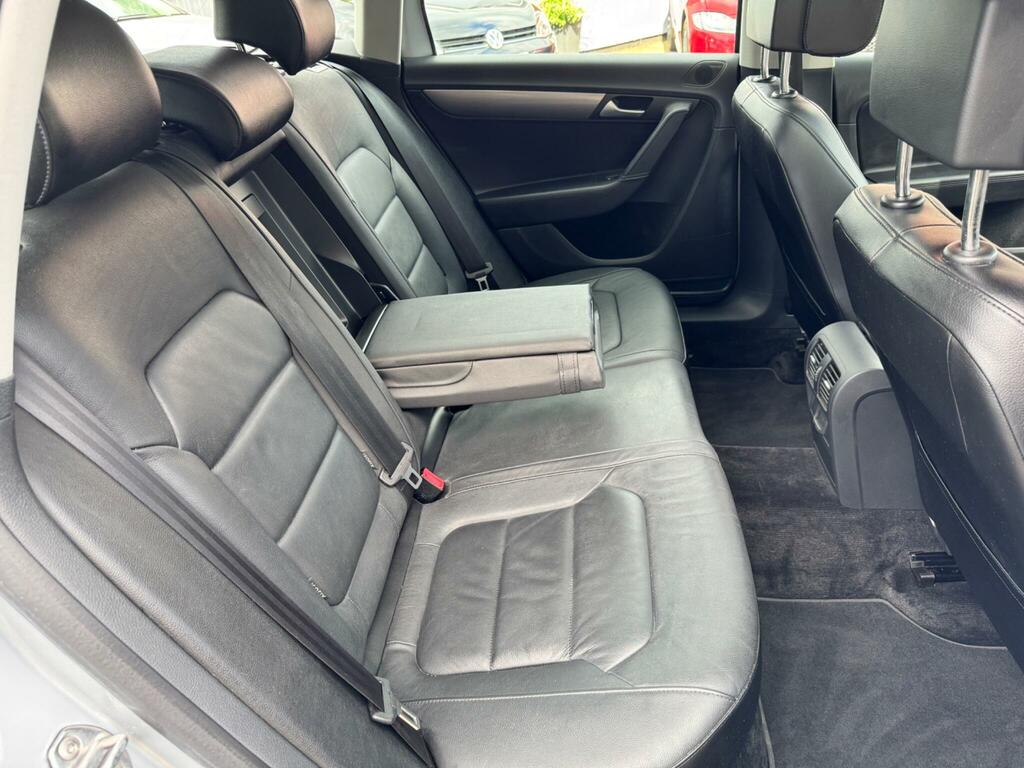 Volkswagen Passat 1.9L Highline Grey #40