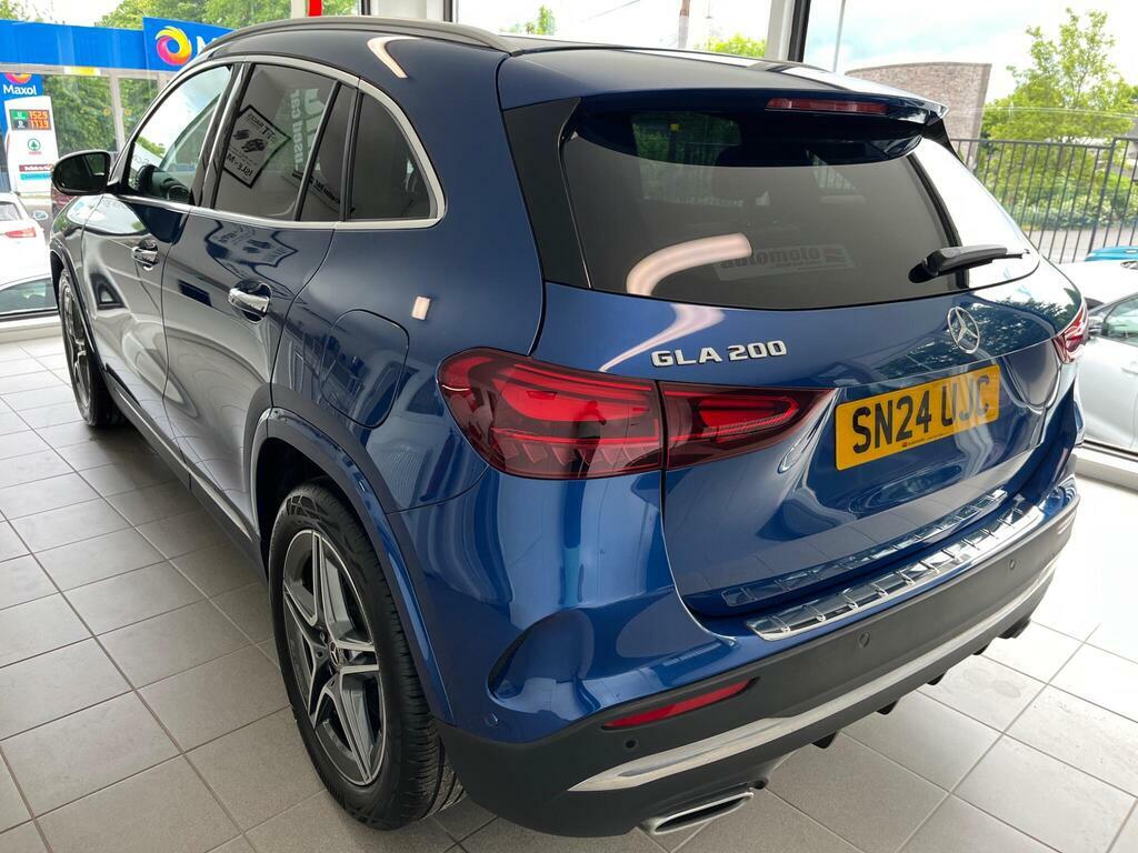 Mercedes-Benz GLA Class 1.3 Gla200h Mhev Amg Line Executive 7G-dct Euro SN24UJC Blue #6