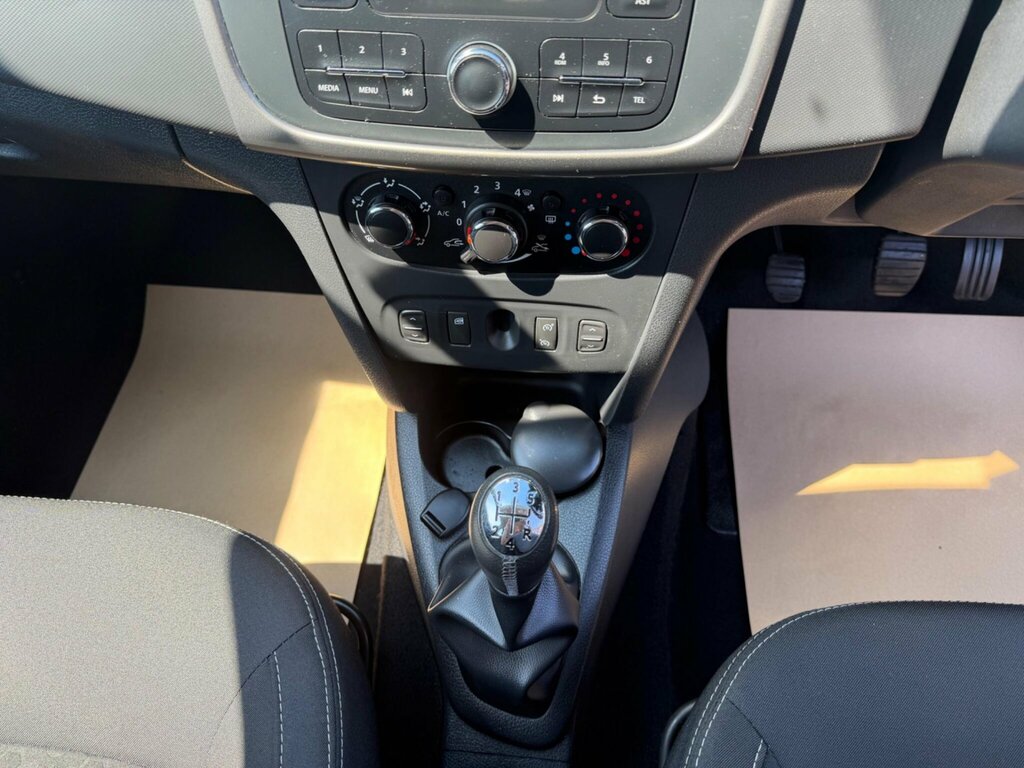 Dacia Sandero 1.5 Dci Laureate Euro 5 Silver #15