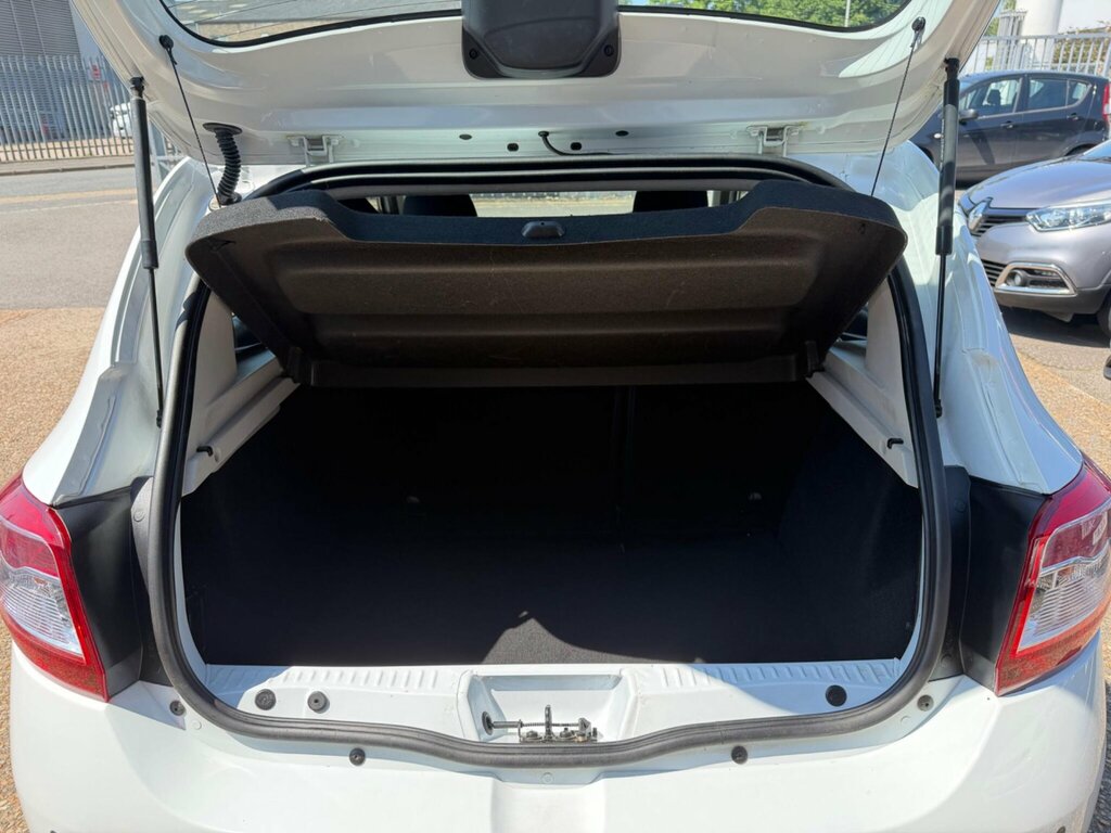 Dacia Sandero 1.5 Dci Laureate Euro 5 Silver #17