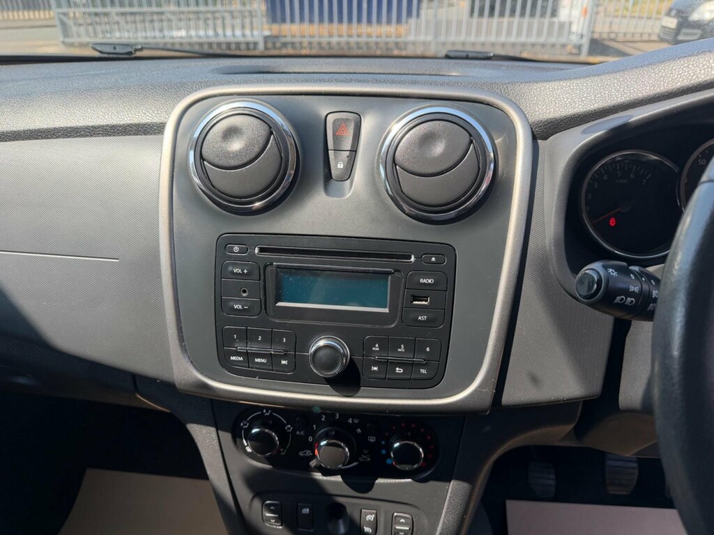 Dacia Sandero 1.5 Dci Laureate Euro 5 Silver #13