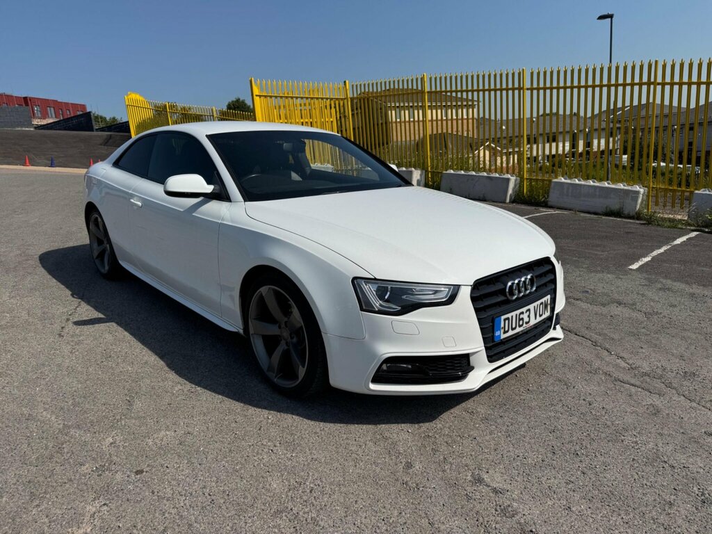 Audi A5 2.0 Tdi Black Edition Euro 5 Ss White #4