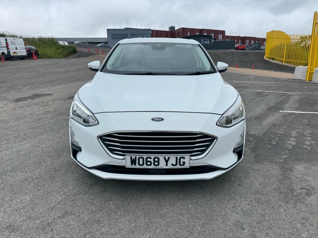 Ford Focus 1.0T Ecoboost Zetec Euro 6 Ss WO68YJG White #3