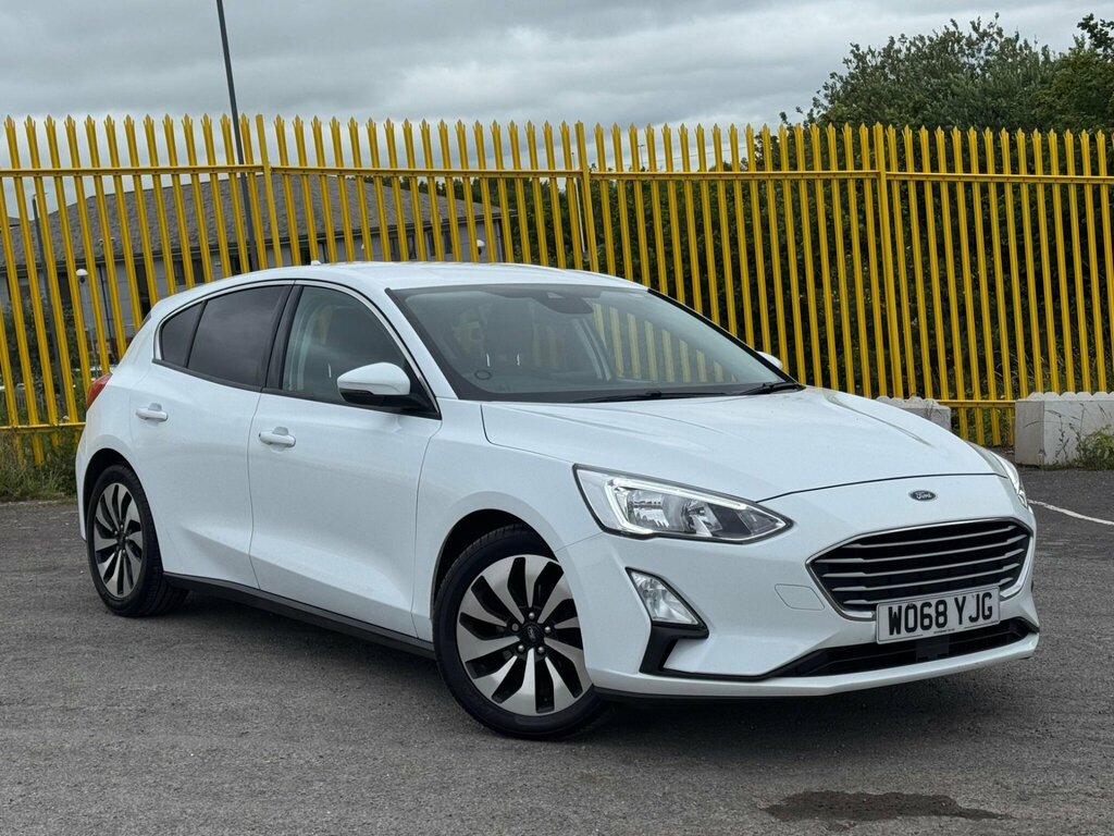 Ford Focus 1.0T Ecoboost Zetec Euro 6 Ss WO68YJG White