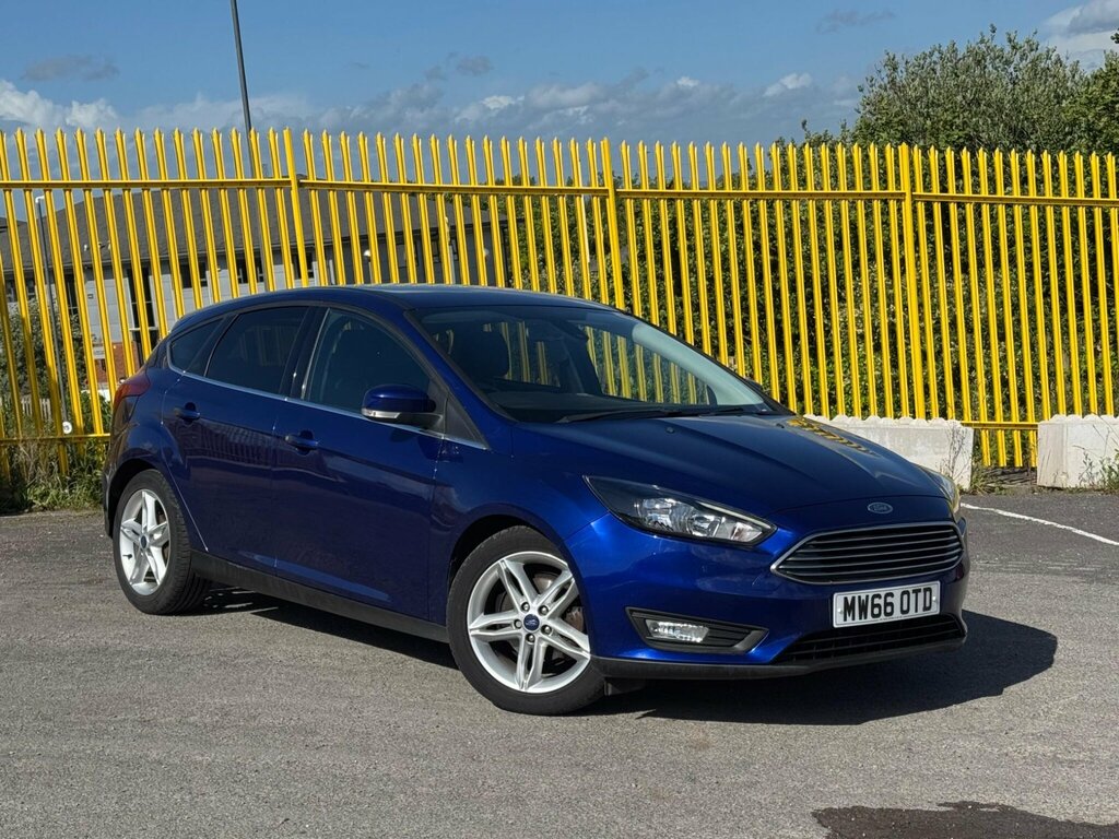 Ford Focus 1.0T Ecoboost Zetec Euro 6 Ss MW66OTD Blue