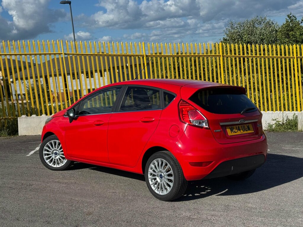 Ford Fiesta 1.0T Ecoboost Titanium Euro 5 Ss ML14ULW Red #2