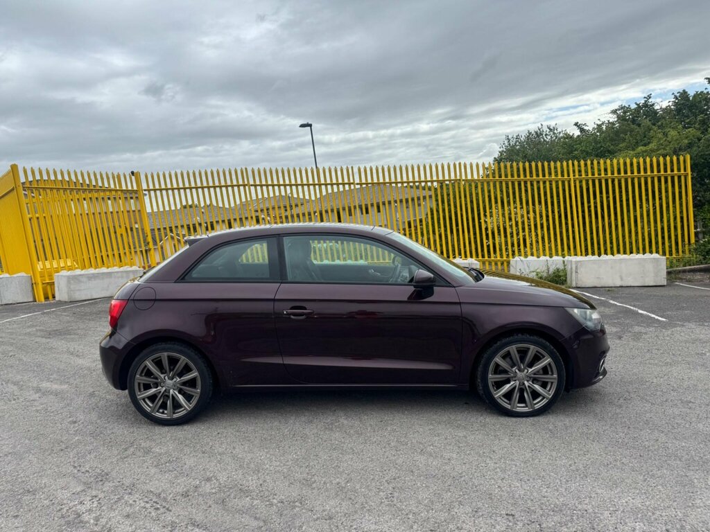 Audi A1 1.4 Tfsi Sport Euro 5 Ss DS60VBK Red #5
