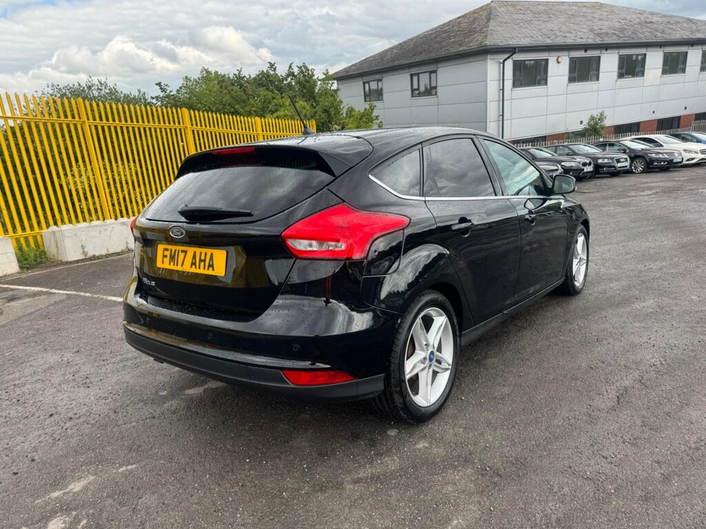 Ford Focus 1.5 Tdci Zetec Edition Euro 6 Ss FM17AHA Black #6