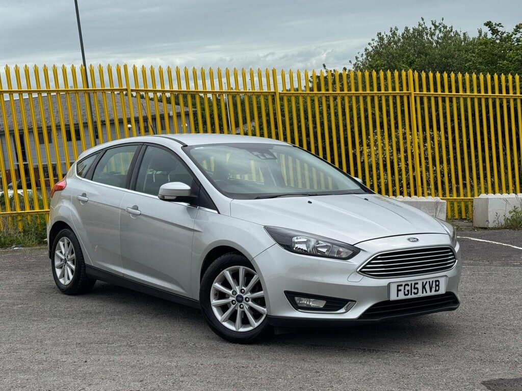 Ford Focus 1.0T Ecoboost Titanium Euro 6 Ss FG15KVB Silver
