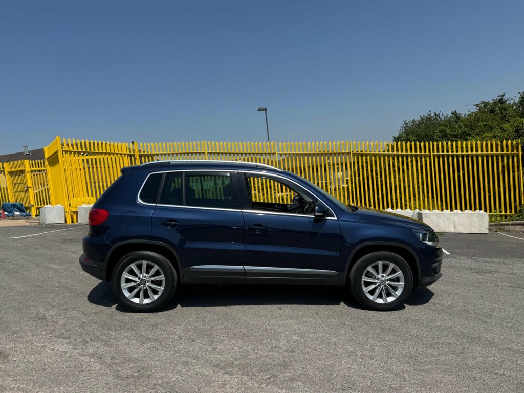 Volkswagen Tiguan 2.0 Tdi Bluemotion Tech Se 4Wd Euro 5 Ss GJ12SZP Blue #5