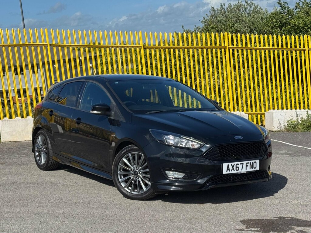 Ford Focus 1.0T Ecoboost St-line Euro 6 Ss AX67FNO Black