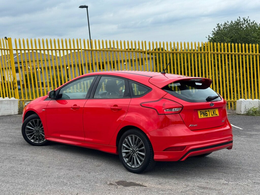 Ford Focus 1.0T Ecoboost St-line Euro 6 Ss Red #2