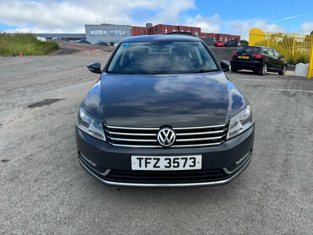 Volkswagen Passat 2.0 Tdi Bluemotion Tech Executive Euro 5 Ss Grey #3