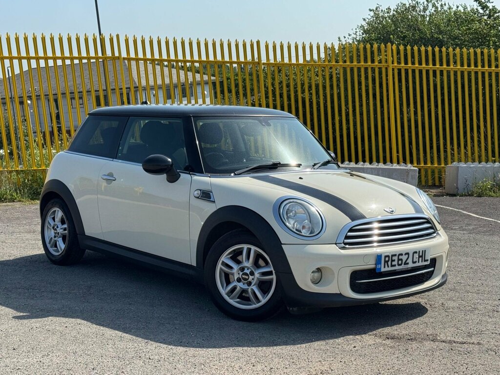 Mini Hatch 1.6 Cooper Euro Green #1