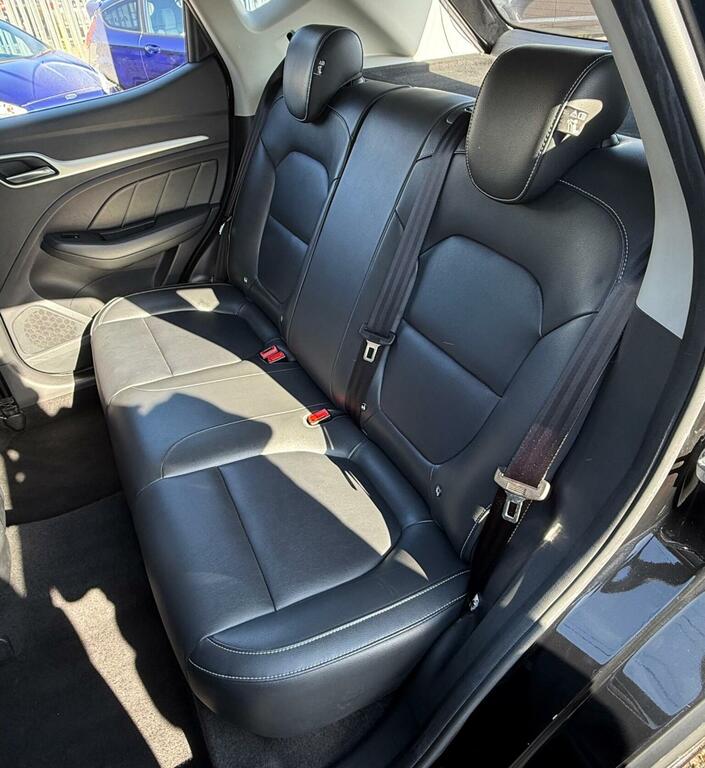 MG ZS 1.5 Vti-tech Exclusive Blue #48