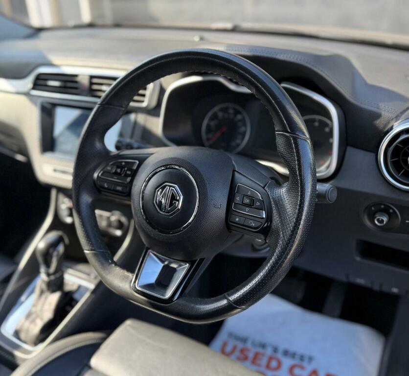 MG ZS 1.5 Vti-tech Exclusive Blue #39