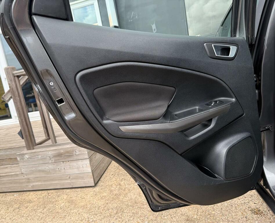 Ford Ecosport Titanium Grey #48