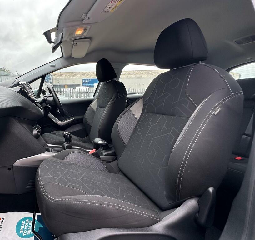 Peugeot 2008 2008 Active White #43
