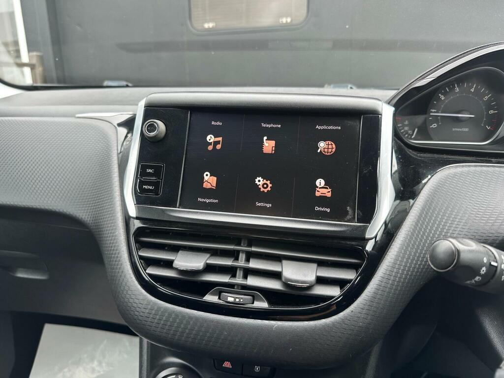 Peugeot 2008 2008 Active White #57
