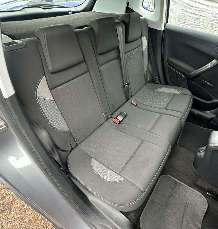 Peugeot 2008 2008 Active White #49