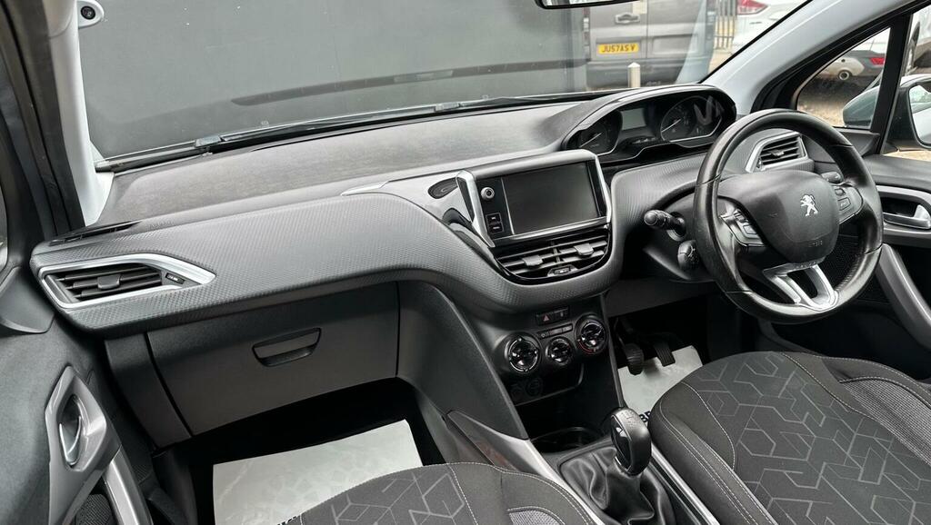 Peugeot 2008 2008 Active White #53