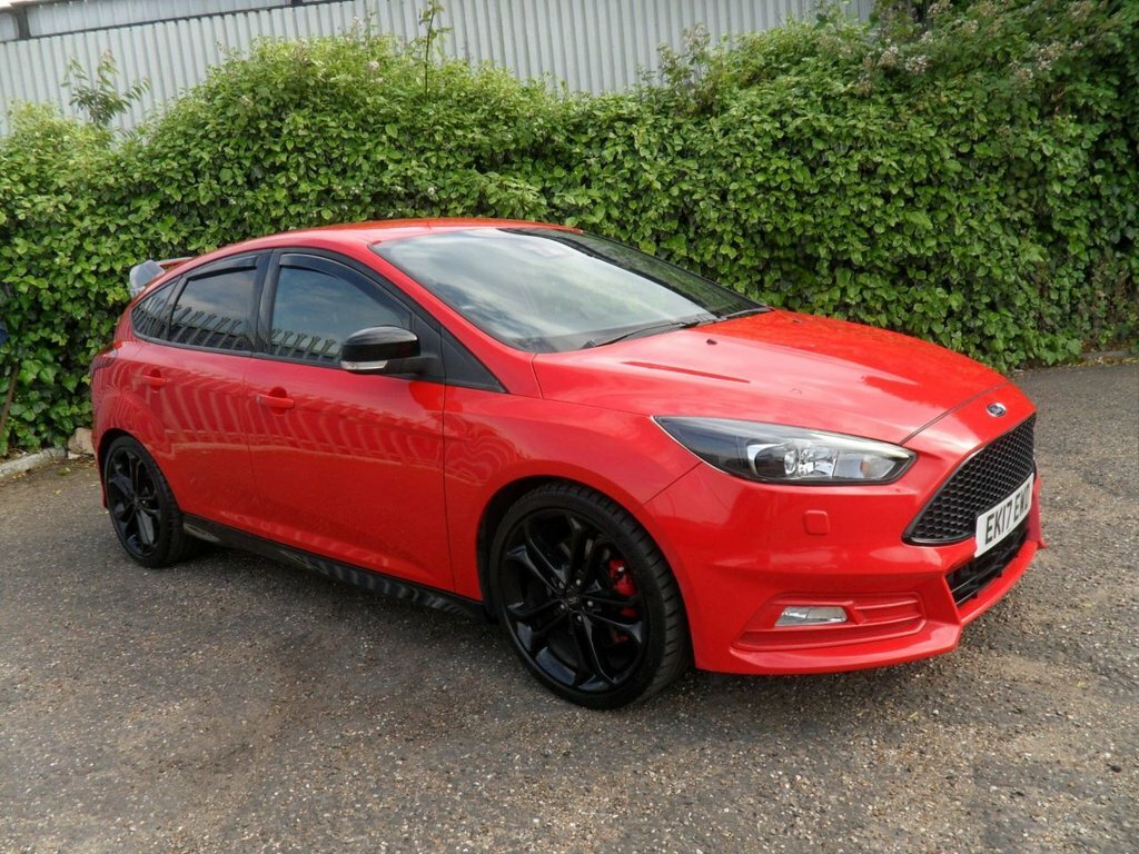 Ford Focus 2.0T Ecoboost St-3 Hatchback Eur EK17EWD Red #6