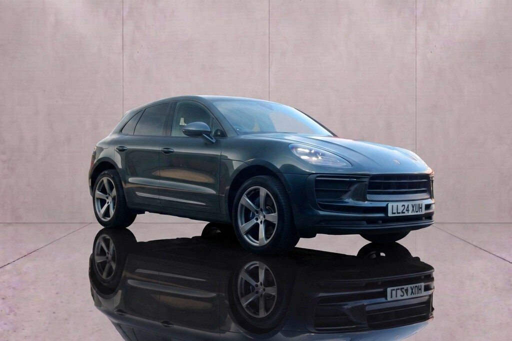Porsche Macan Semi-auto 4Wd Grey