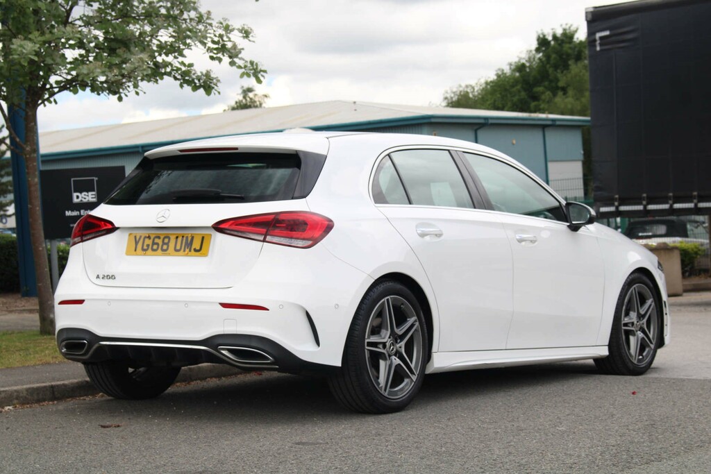Mercedes-Benz A Class Amg Line Premium YG68UMJ #6