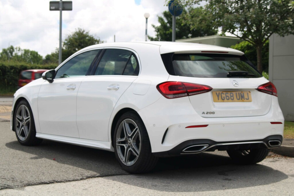 Mercedes-Benz A Class Amg Line Premium YG68UMJ #4