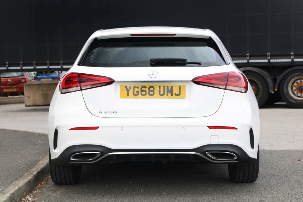 Mercedes-Benz A Class Amg Line Premium YG68UMJ #5