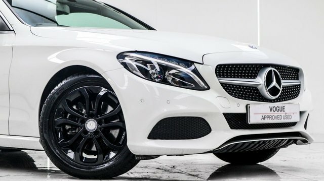Mercedes-Benz C Class 2.0 C200 Sport Coupe 7G-tronic Euro 6 MJ16OFL White #4
