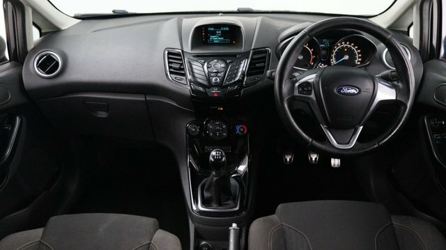 Ford Fiesta 1.0T Ecoboost Zetec S Hatchback Black #2