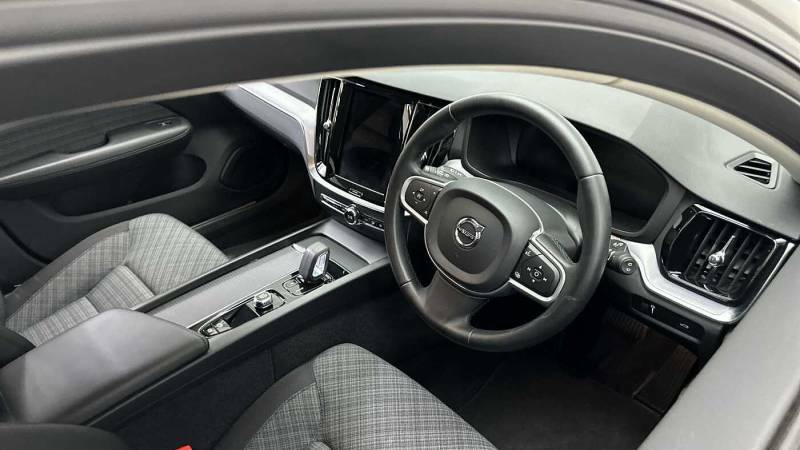 Volvo V60 B4 Mild Hybrid Momentum - 2021 71 Grey #4