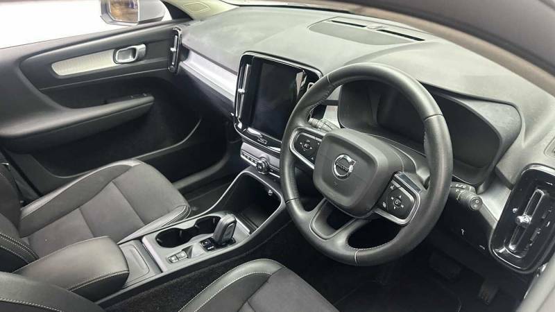 Volvo XC40 T4 Momentum - 2020 20 HJ20UMR Silver #4