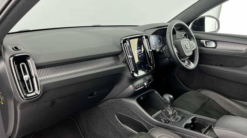 Volvo XC40 T3 R-design - 2022 22 CX22HZR Silver #4