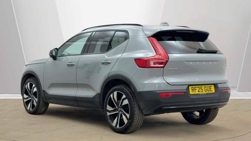 Volvo XC40 B3 Mild Hybrid Ultra Dark Grey #3