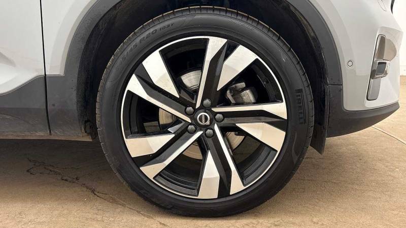 Volvo XC40 B3 Mild Hybrid Ultra Dark Grey #4
