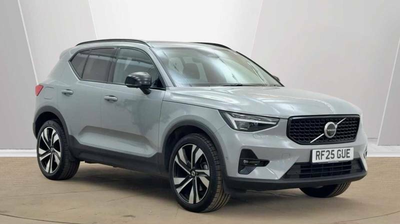 Volvo XC40 B3 Mild Hybrid Ultra Dark Grey