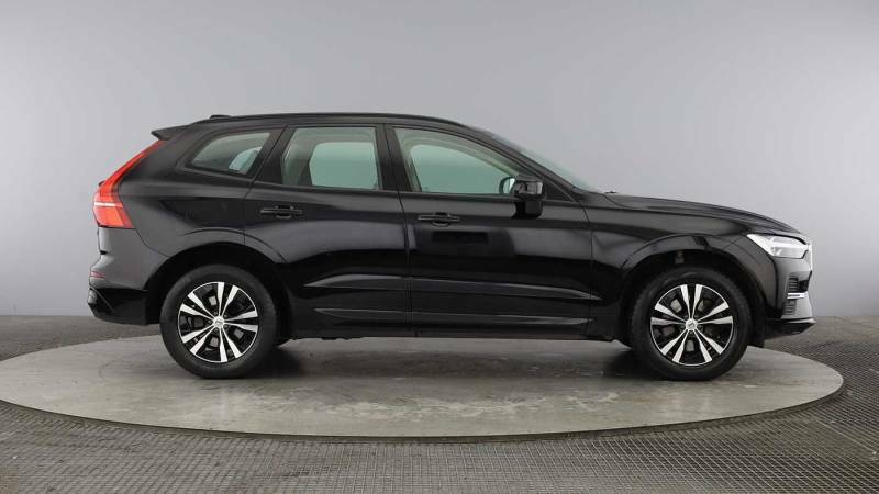Volvo XC60 B4 Awd Mild Hybrid Momentum Black #2